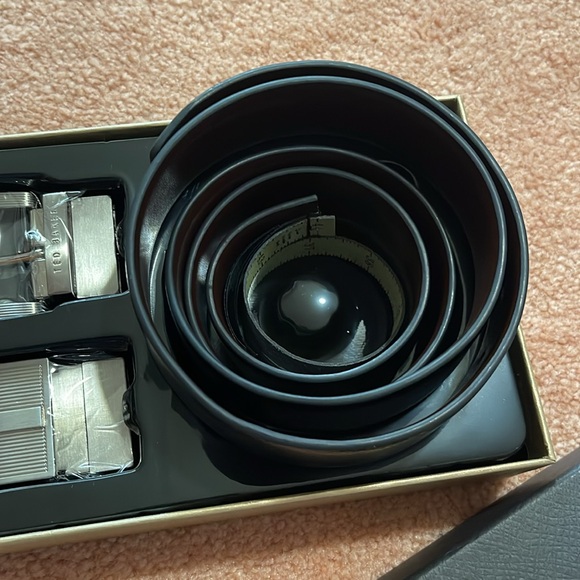 TED BAKER belt with 2 interchangeable buckle - Picture 5 of 14